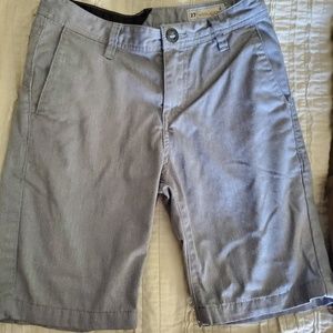 Volcom shorts (boys)